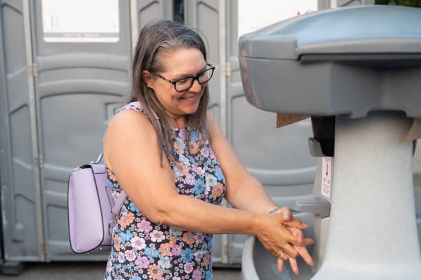 Portable Toilet Options We Offer in Graysville, AL